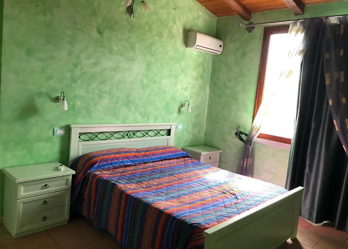 Sa Dom'e Malloru Hotell *