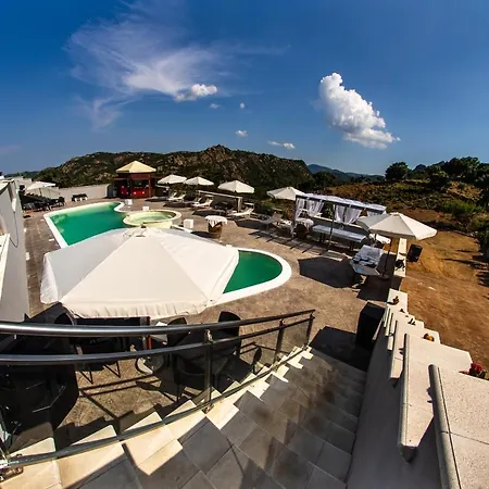 Sa Dom'e Malloru * Burcei