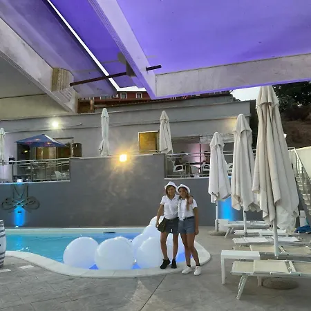 Sa Dom'e Malloru 酒店 Burcei